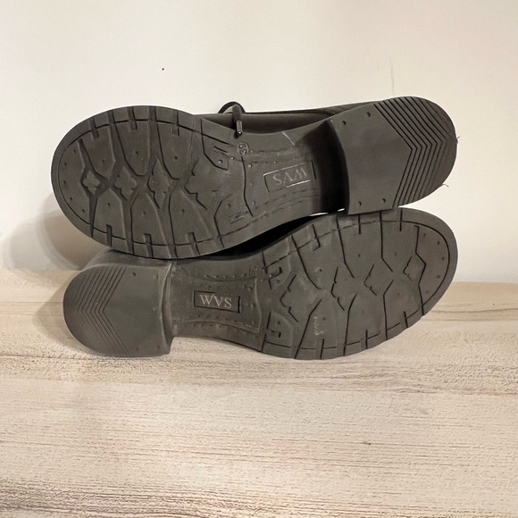 Women's Brown Italian Lace-Up Boots - Picture 11 of 16